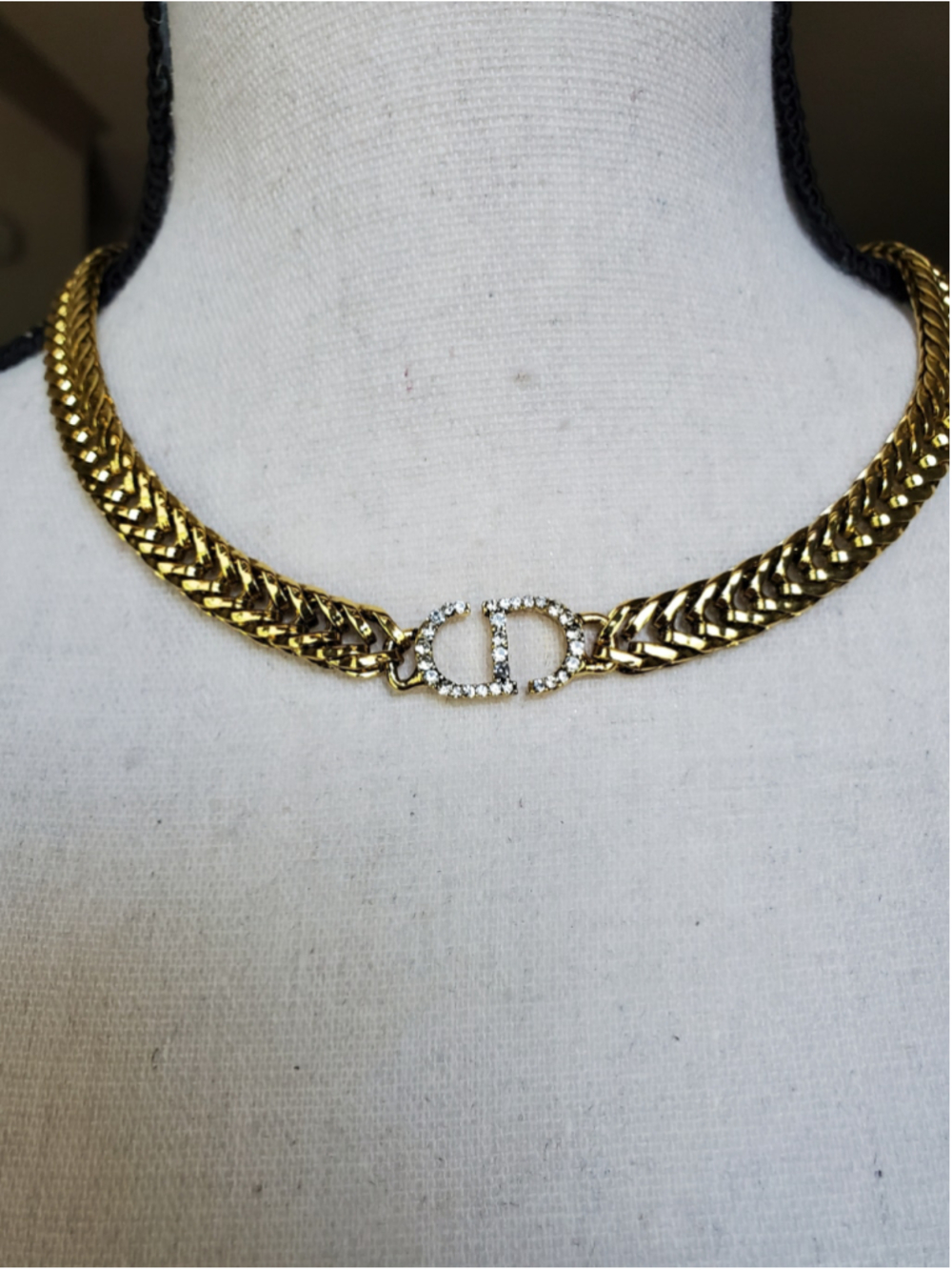 Gold and White Crystal choker Chain Necklace